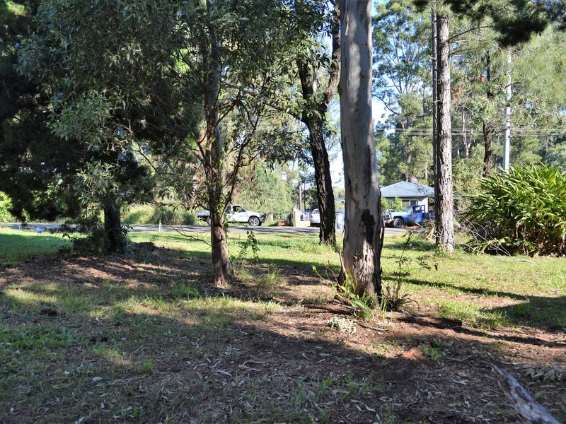 Photo - 15 Cooee Crescent, Macleay Island QLD 4184 - Image 4