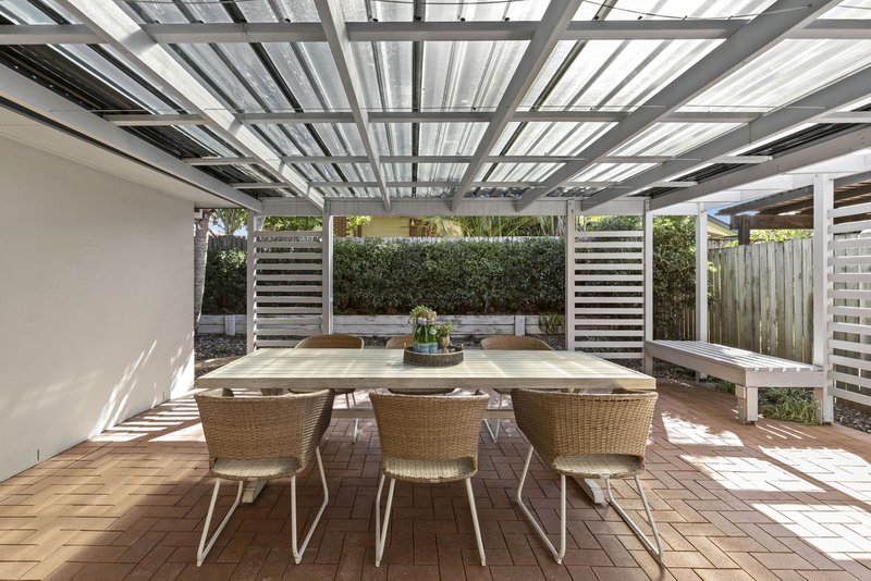 Photo - 15 Cooksland Crescent, North Lakes QLD 4509 - Image 13