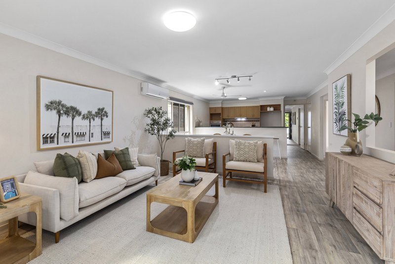 Photo - 15 Cooksland Crescent, North Lakes QLD 4509 - Image 14