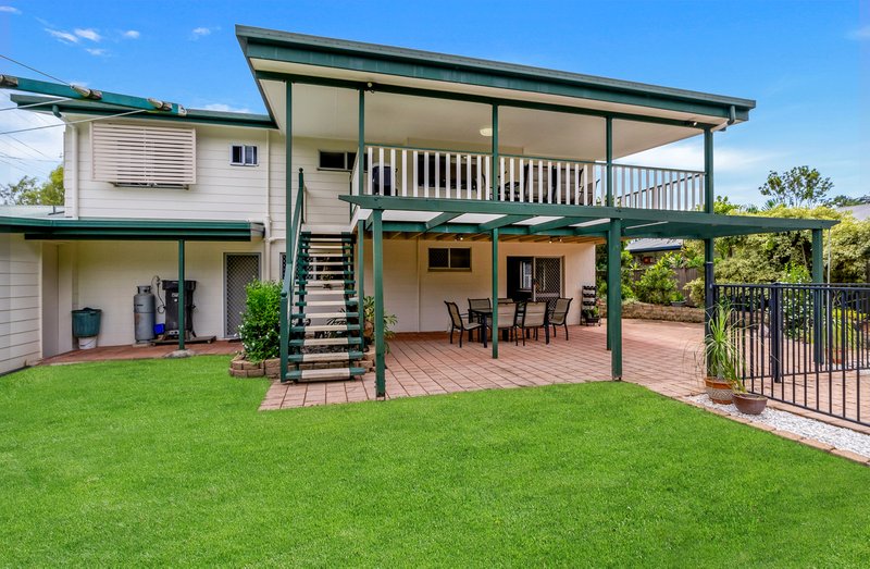 Photo - 15 Coolangatta Close, Kewarra Beach QLD 4879 - Image 3