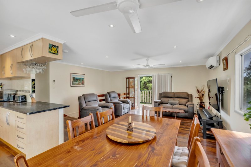 Photo - 15 Coolangatta Close, Kewarra Beach QLD 4879 - Image 6