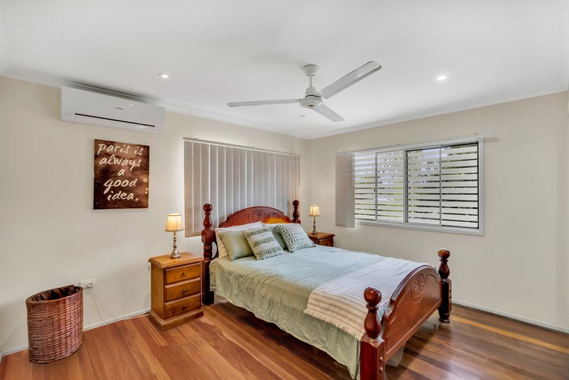 Photo - 15 Coolangatta Close, Kewarra Beach QLD 4879 - Image 10