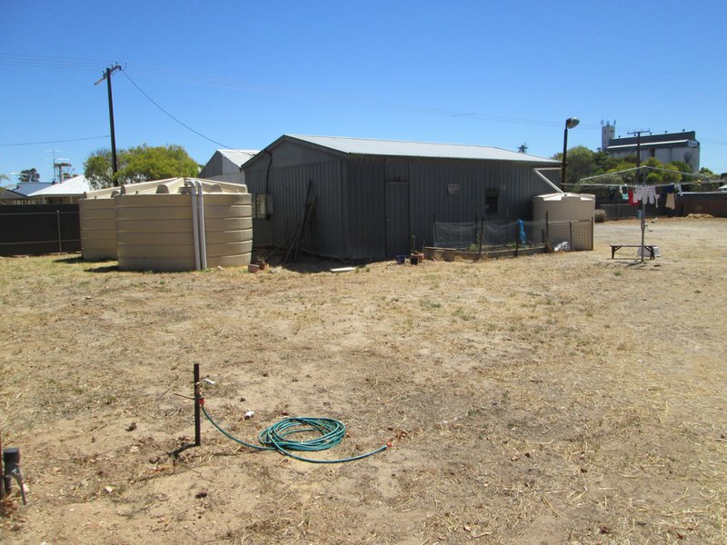 Photo - 15 Coombe Tce , Coonalpyn SA 5265 - Image 18