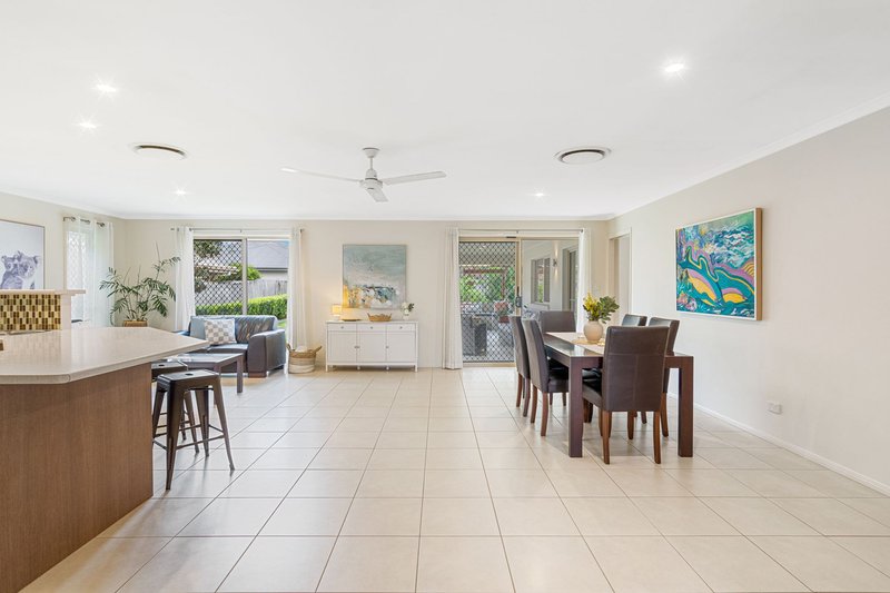 Photo - 15 Coorabelle Crescent, Ormeau QLD 4208 - Image 11