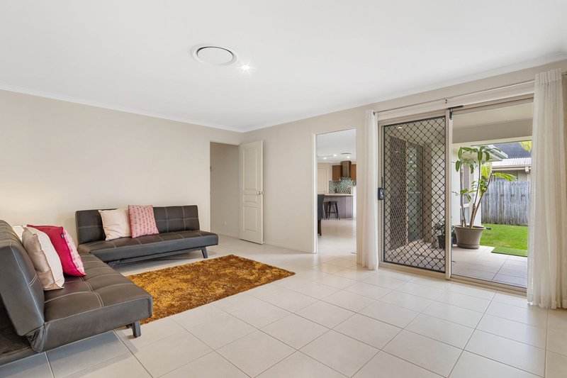 Photo - 15 Coorabelle Crescent, Ormeau QLD 4208 - Image 14