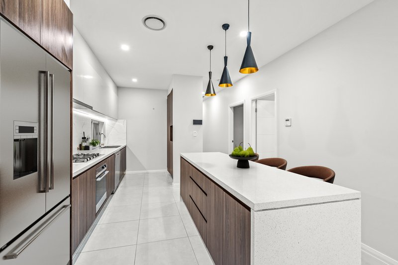 Photo - 15 Cornus Crescent, The Ponds NSW 2769 - Image 3