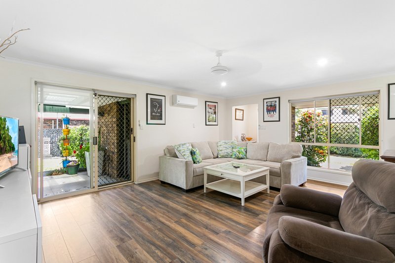 Photo - 1/5 Cornwall Street, Deception Bay QLD 4508 - Image 3