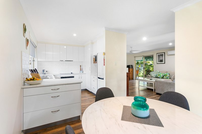 Photo - 1/5 Cornwall Street, Deception Bay QLD 4508 - Image 4