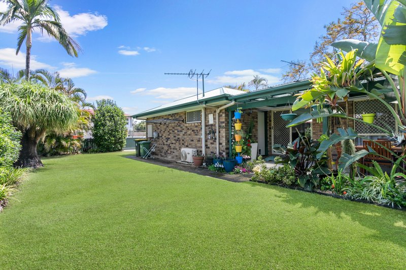 Photo - 1/5 Cornwall Street, Deception Bay QLD 4508 - Image 11