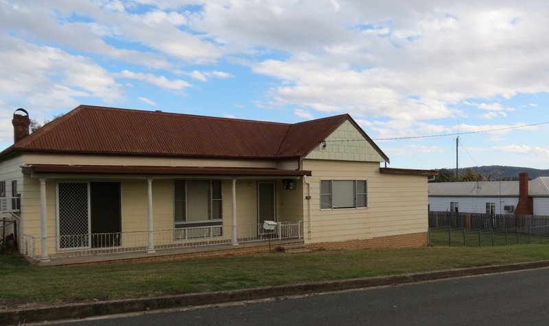 15 Coronation Avenue, Werris Creek NSW 2341