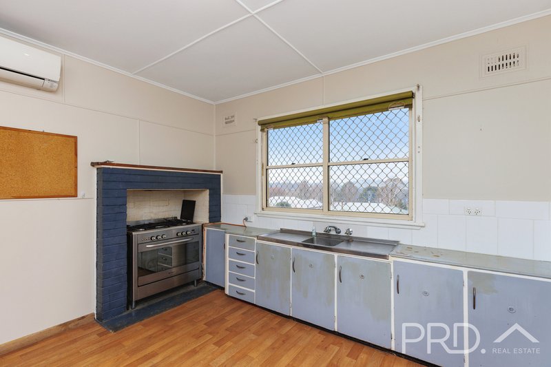 Photo - 15 Corralyn Avenue, Batlow NSW 2730 - Image 3