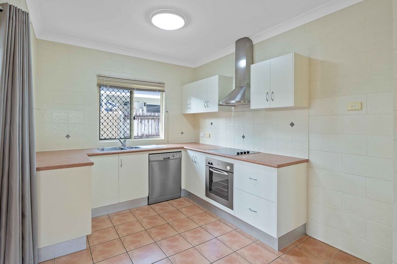 Photo - 1/5 Cottesloe Drive, Kewarra Beach QLD 4879 - Image 5