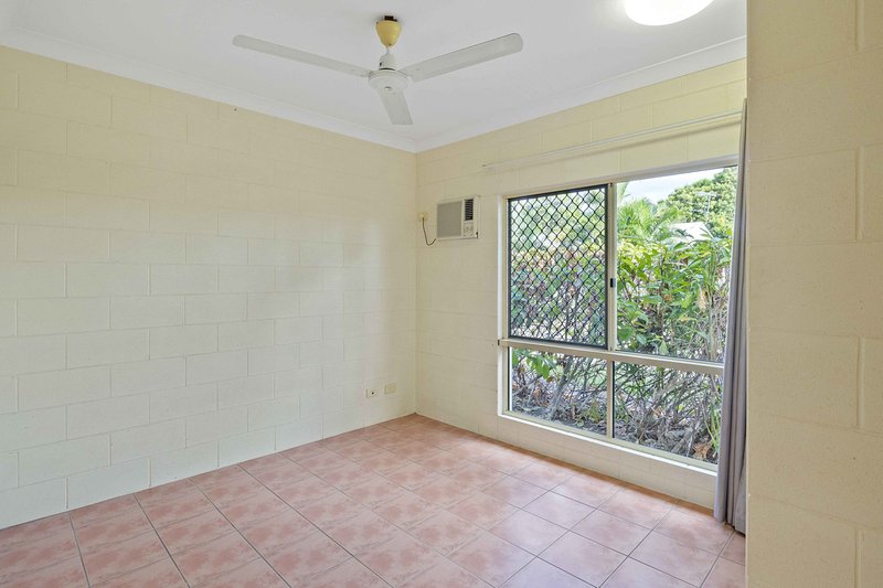 Photo - 1/5 Cottesloe Drive, Kewarra Beach QLD 4879 - Image 8