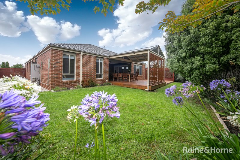 Photo - 15 Cover Drive, Sunbury VIC 3429 - Image 16