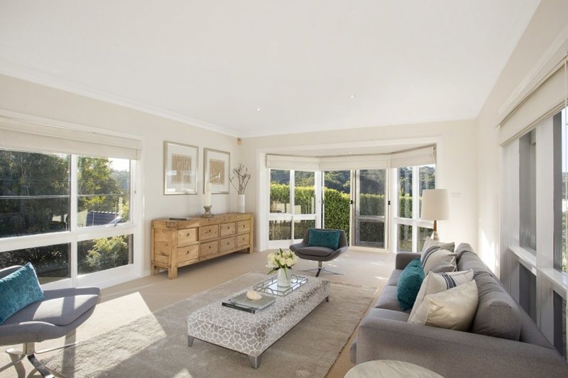 Photo - 15 Cowdroy Avenue, Cammeray NSW 2062 - Image 3