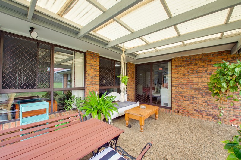 Photo - 15 Cowley Drive, Flinders View QLD 4305 - Image 5