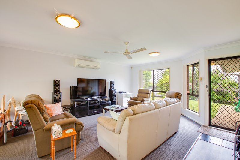 Photo - 15 Cowley Drive, Flinders View QLD 4305 - Image 6