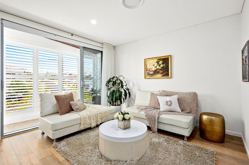 Photo - 15 Cowries Avenue, Shell Cove NSW 2529 - Image 10