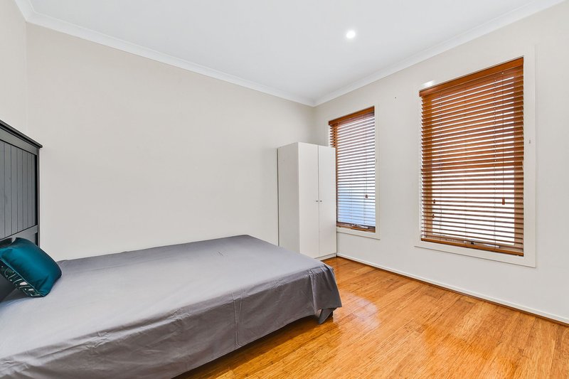 Photo - 1/5 Crescent Street, Noble Park VIC 3174 - Image 7