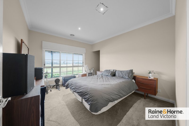 Photo - 15 Crinnion Road, Diggers Rest VIC 3427 - Image 13