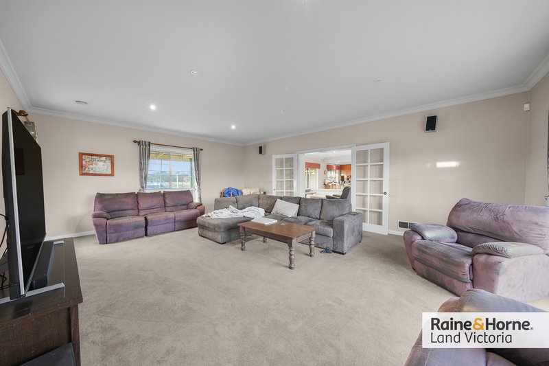 Photo - 15 Crinnion Road, Diggers Rest VIC 3427 - Image 23