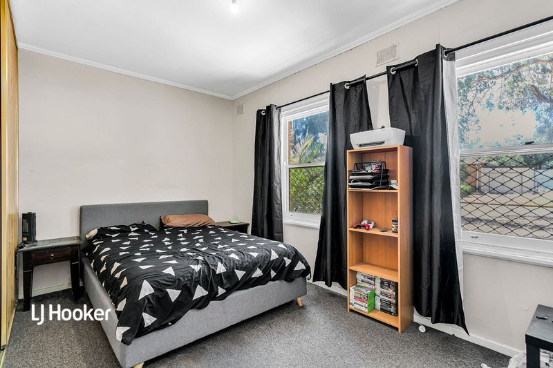 Photo - 15 Crisp Road, Elizabeth Downs SA 5113 - Image 6