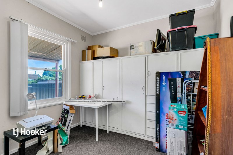 Photo - 15 Crisp Road, Elizabeth Downs SA 5113 - Image 7