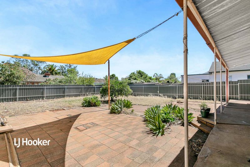 Photo - 15 Crisp Road, Elizabeth Downs SA 5113 - Image 15