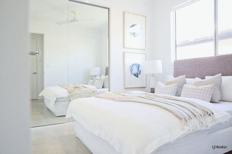 Photo - 15 Cronulla Avenue, Mermaid Beach QLD 4218 - Image 6