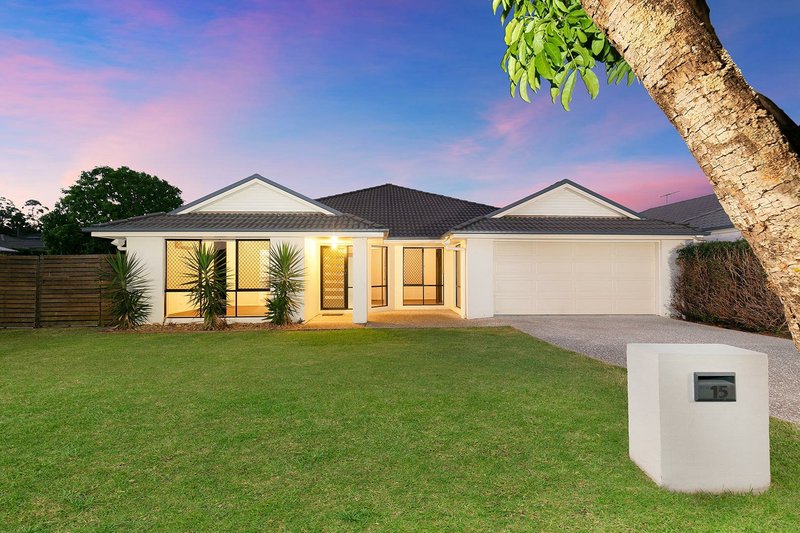 15 Crossing Drive, Eatons Hill QLD 4037