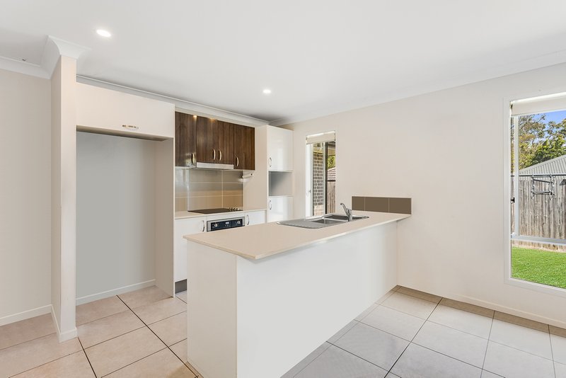 Photo - 15 Cruiser Street, Burpengary QLD 4505 - Image 4