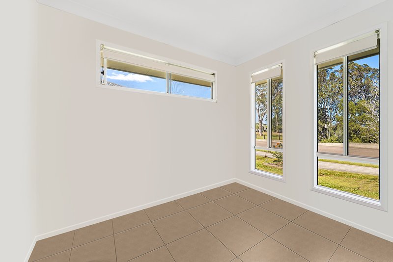 Photo - 15 Cruiser Street, Burpengary QLD 4505 - Image 8