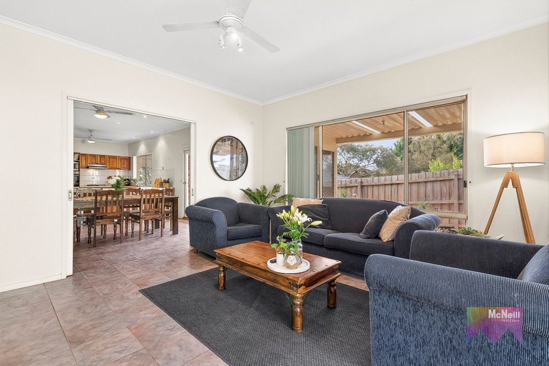 Photo - 15 Culcairn Court, Mount Martha VIC 3934 - Image 5