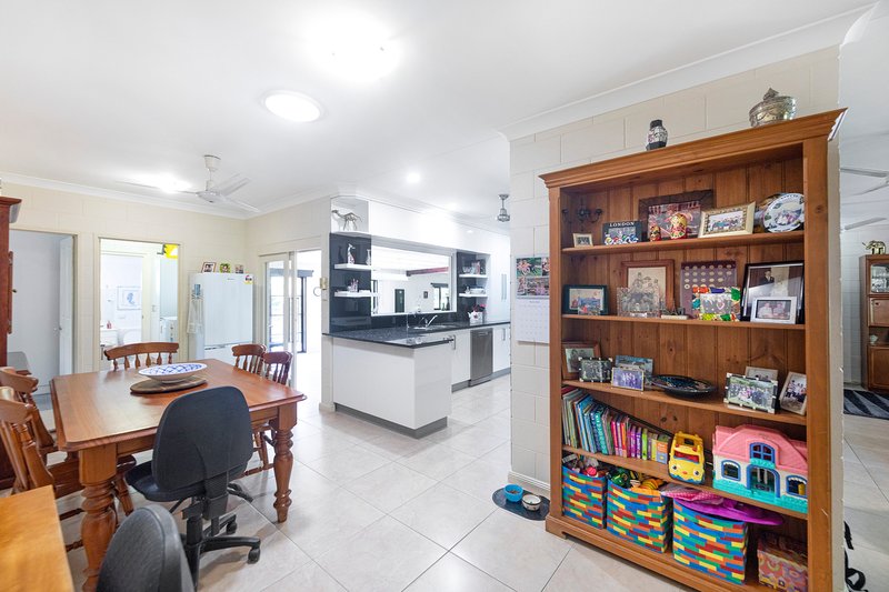 Photo - 15 Cullen Street, Leanyer NT 0812 - Image 4