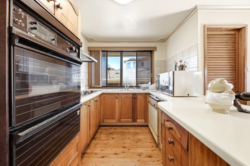 Photo - 15 Cullum Street, Bossley Park NSW 2176 - Image 8