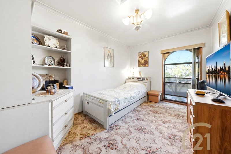 Photo - 15 Cullum Street, Bossley Park NSW 2176 - Image 28
