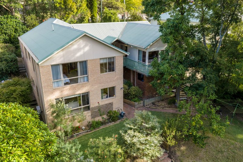 Photo - 15 Currawong Road, New Lambton Heights NSW 2305 - Image 2
