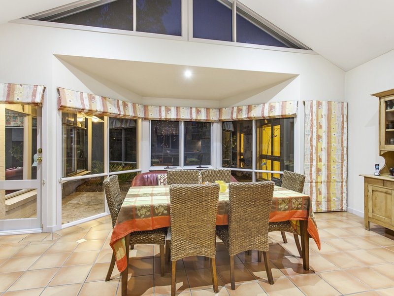 Photo - 15 Dampier Crescent, Forrest ACT 2603 - Image 4