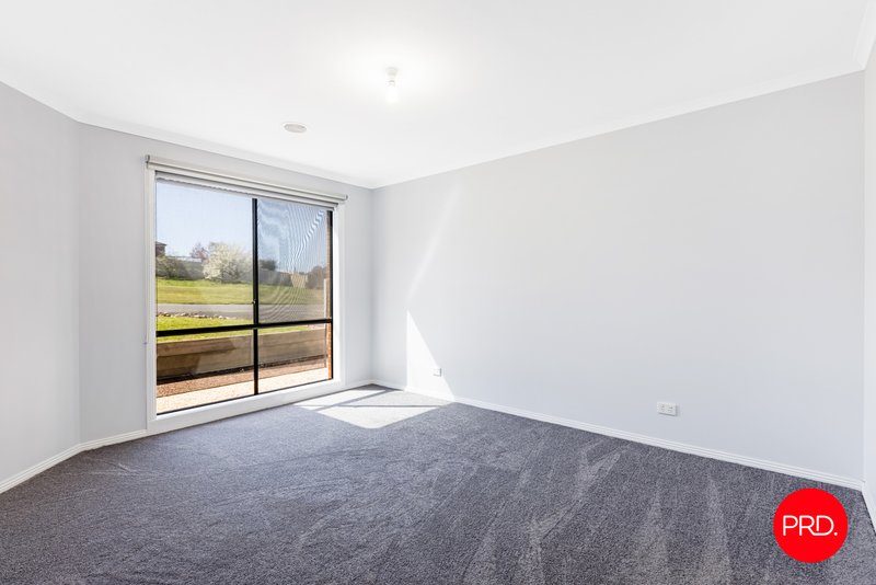 Photo - 15 Daniel Drive, Golden Square VIC 3555 - Image 4