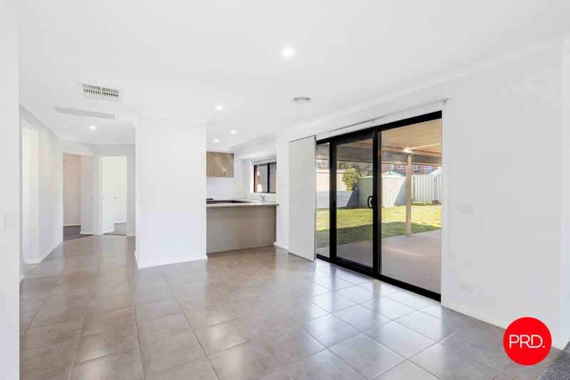 Photo - 15 Daniel Drive, Golden Square VIC 3555 - Image 7