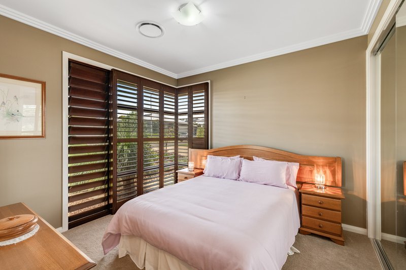 Photo - 15 Daniells Close, Middle Ridge QLD 4350 - Image 13