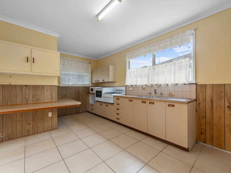 Photo - 15 Davies Street, Bairnsdale VIC 3875 - Image 6