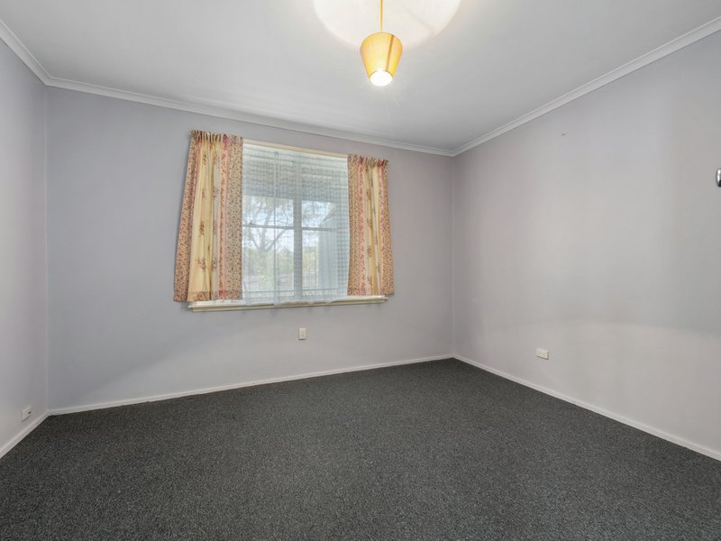 Photo - 15 Davies Street, Bairnsdale VIC 3875 - Image 10