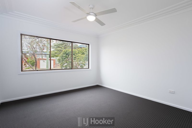 Photo - 15 Daydawn Avenue, Warners Bay NSW 2282 - Image 11