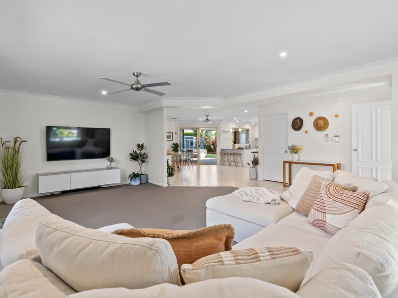 Photo - 15 Daysland Street, Victoria Point QLD 4165 - Image 4