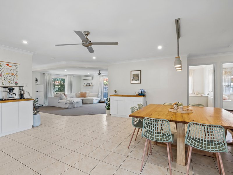 Photo - 15 Daysland Street, Victoria Point QLD 4165 - Image 8