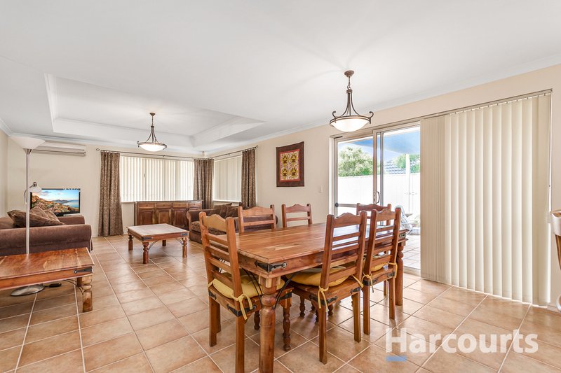 Photo - 15 De Crillon Way, Currambine WA 6028 - Image 5