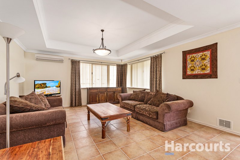 Photo - 15 De Crillon Way, Currambine WA 6028 - Image 8