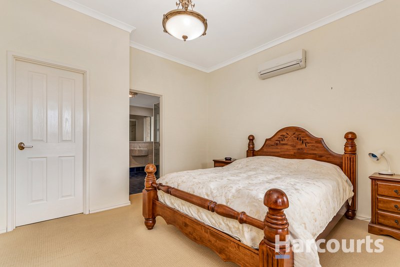 Photo - 15 De Crillon Way, Currambine WA 6028 - Image 18