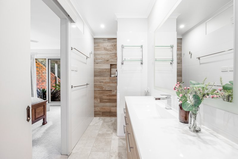 Photo - 15 Dean Drive, Kialla VIC 3631 - Image 15